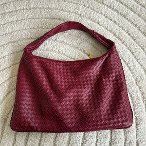 Elegant Woven Burgundy hobo Handbag